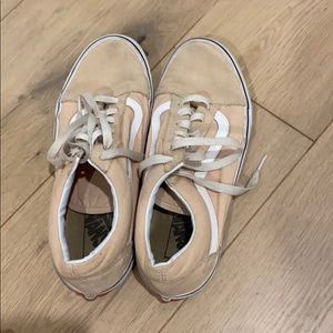 Peach/tan vans!